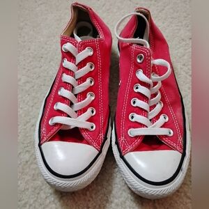 Converse Red Canvas Low-Top Sneakers - Classic Lace-Up - Sz 5 Men's / 7 Wo's